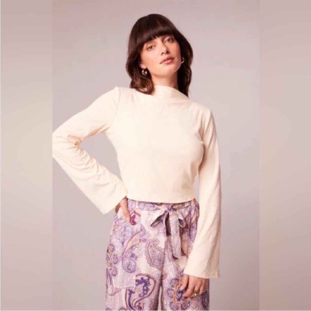 NWT Band Of The Free AVRIL CREAM MOCK NECK CROP TOP Long flowing Bell Sleeves - Picture 2 of 6